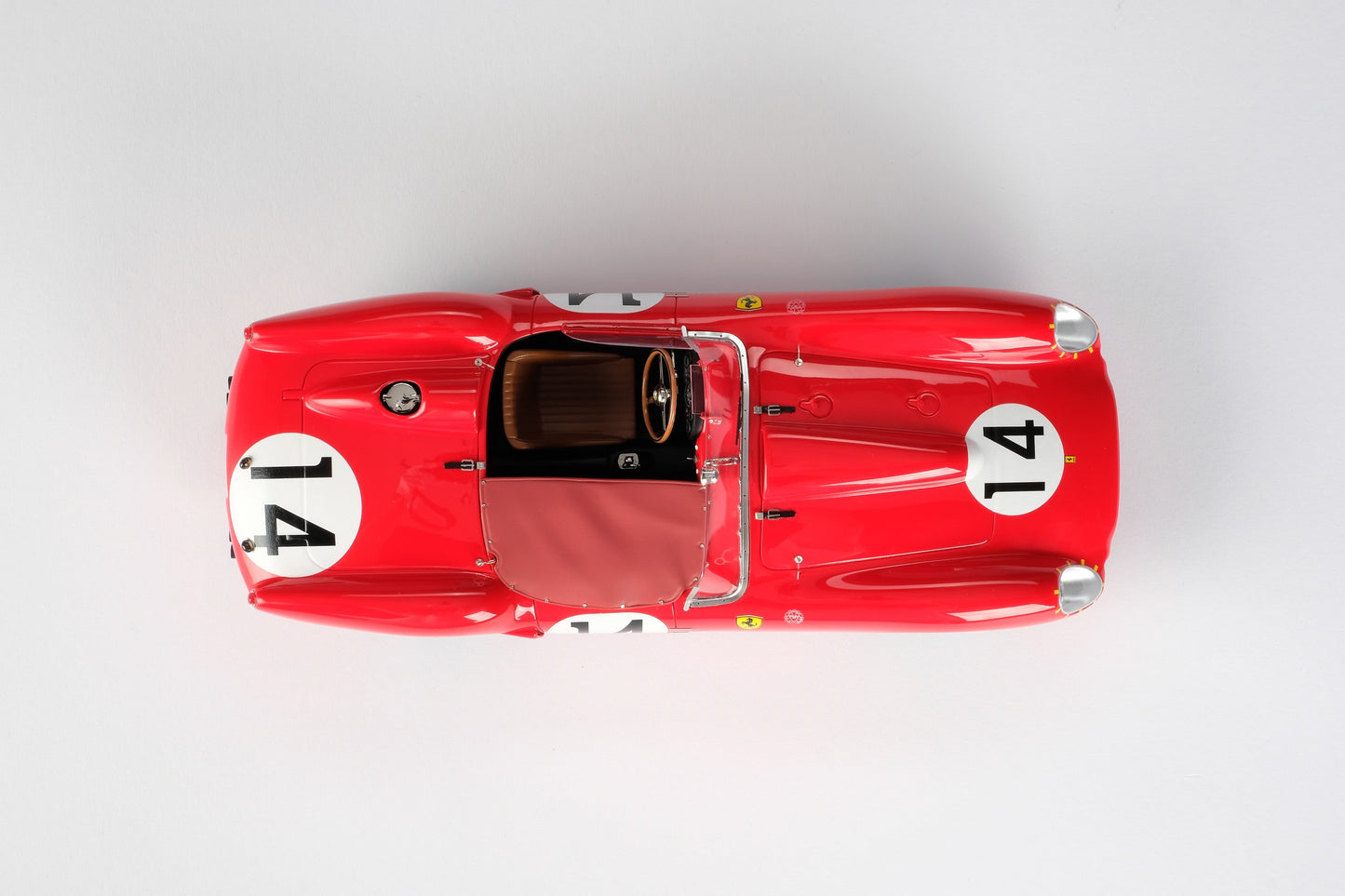 Amalgam 1/18 Ferrari 250TR 1958 Le Mans Champion Simulation Car Model