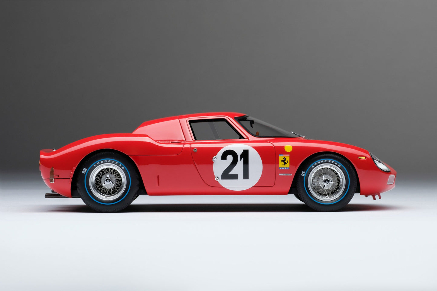 Amalgam 1/18 Ferrari 250 LM-1965 Le Mans Champion Simulation Car Model