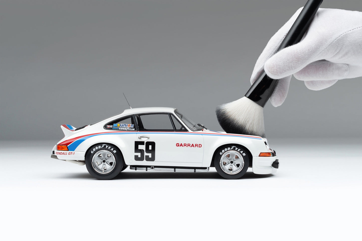 Amalgam 1/18 Porsche 911RSR (1973) 2.8 BRUMOS DAYTONA car model