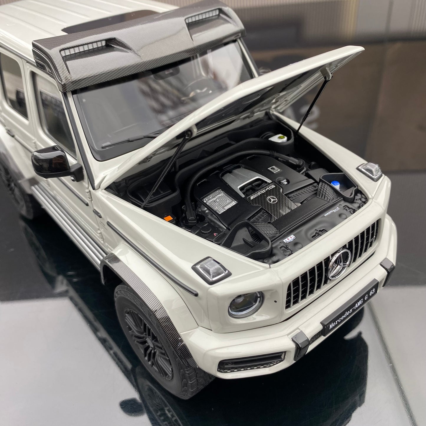 Almost Real 1/18 Mercedes-Benz AMG G63 4×4 2023 Alloy Fully Open Simulation Car Model Ornament