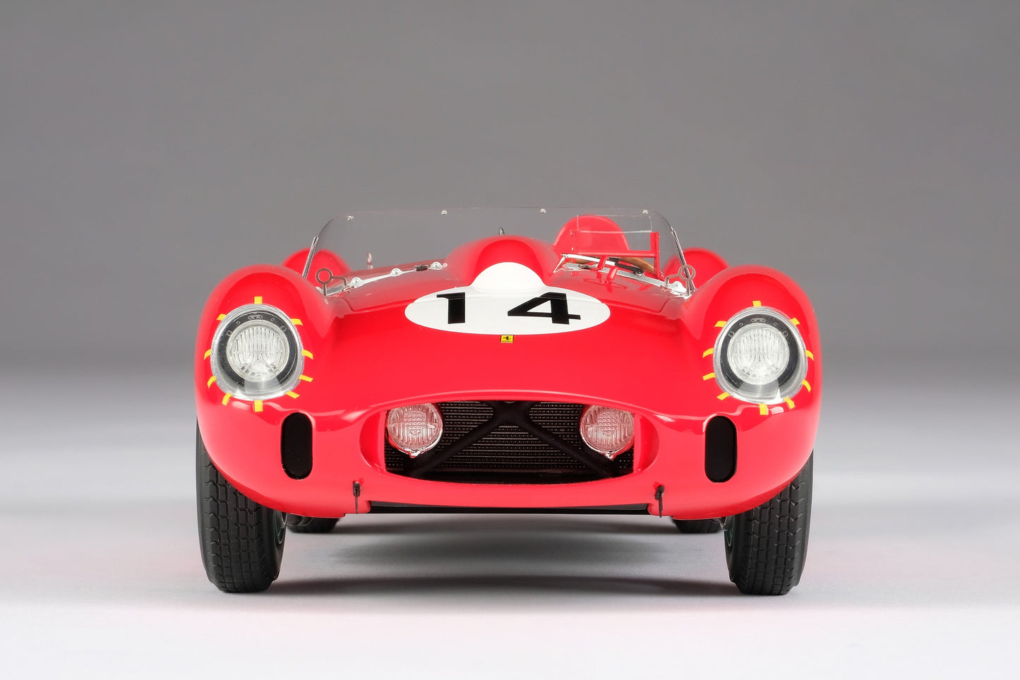 Amalgam 1/18 Ferrari 250TR 1958 Le Mans Champion Simulation Car Model