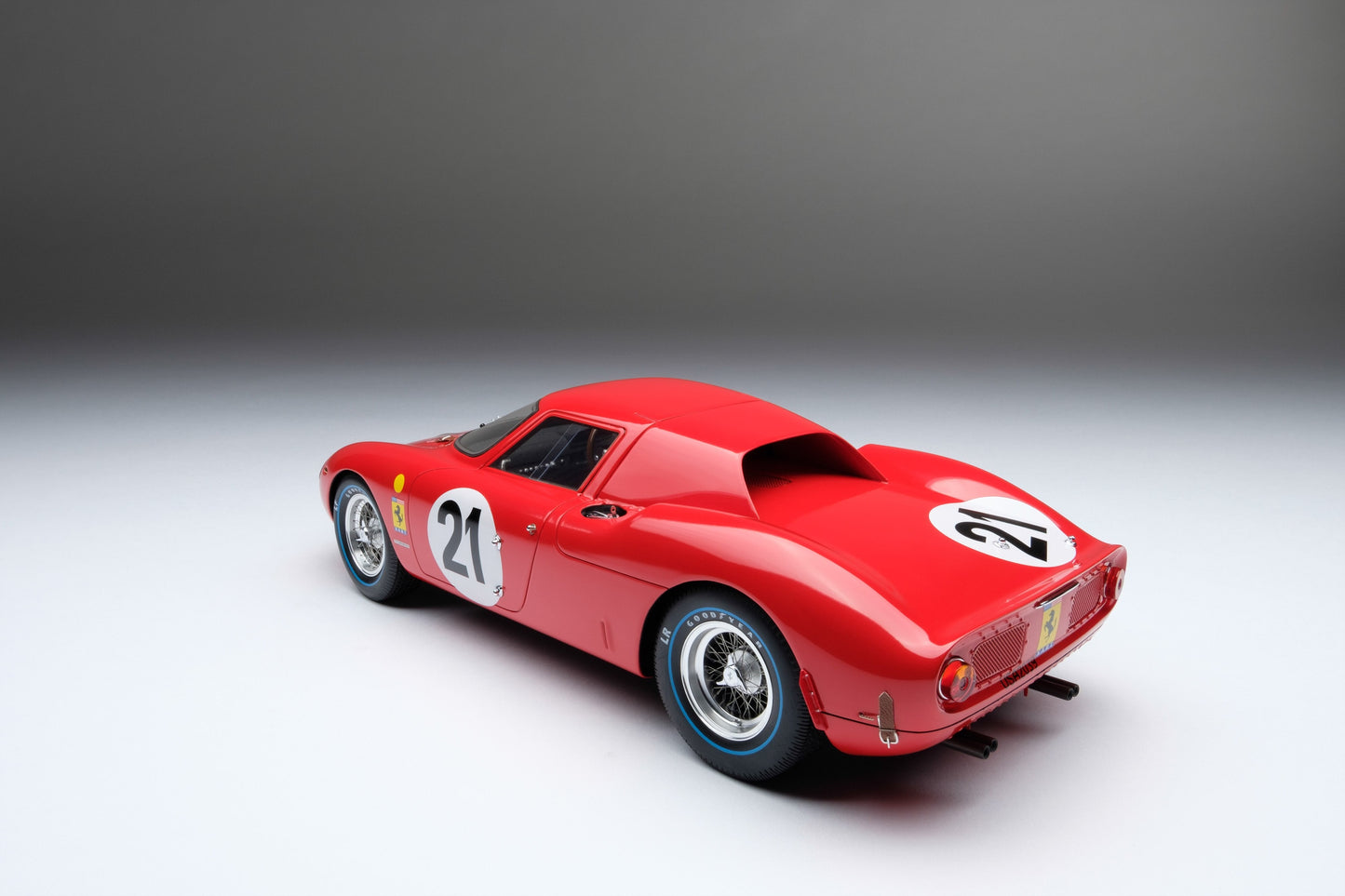 Amalgam 1/18 Ferrari 250 LM-1965 Le Mans Champion Simulation Car Model